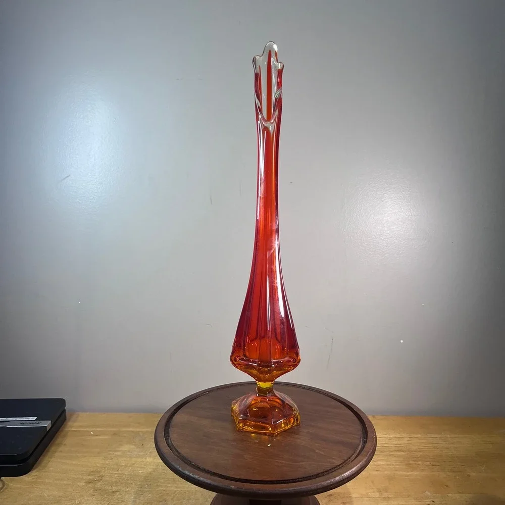 Vtg Viking Epic Column Swung Vase Amberina Orange Glows MCM 19.75
